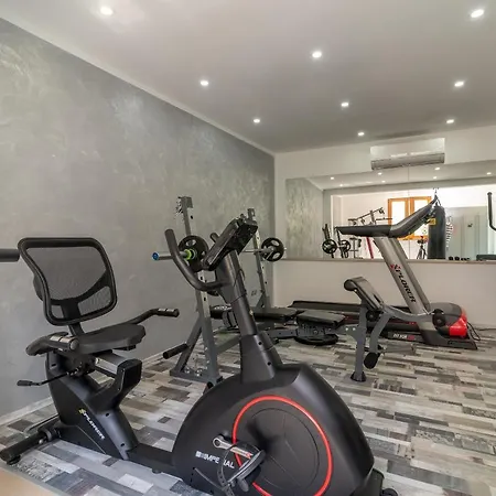 Magdalena トロギール