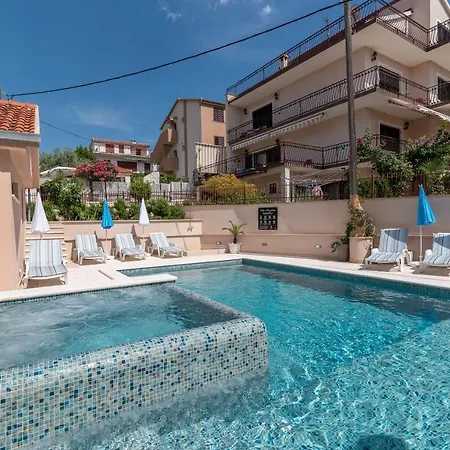 Magdalena トロギール